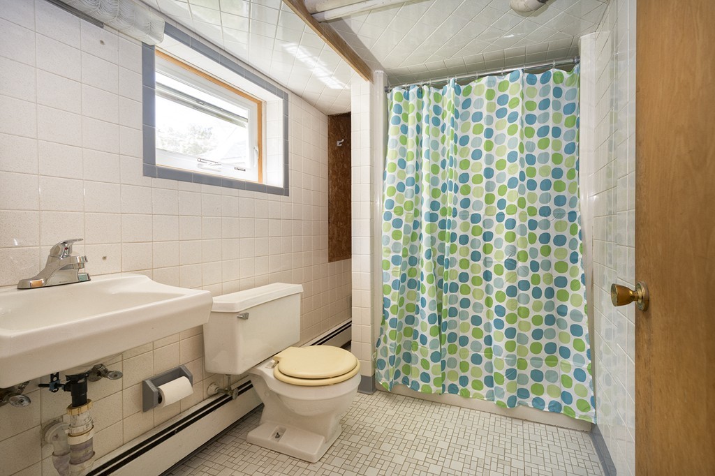 60 Marion Road Scituate, MA 02066 - Photo 18 of 24 Gallery Image 18