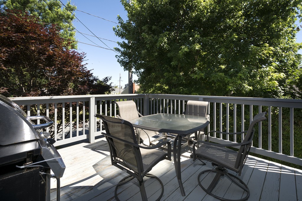 60 Marion Road Scituate, MA 02066 - Photo 6 of 24 Gallery Image 6
