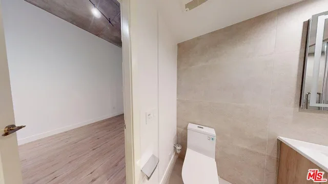 $3,566 | 414 North Orange Street, Unit 332, Glendale, CA 91203