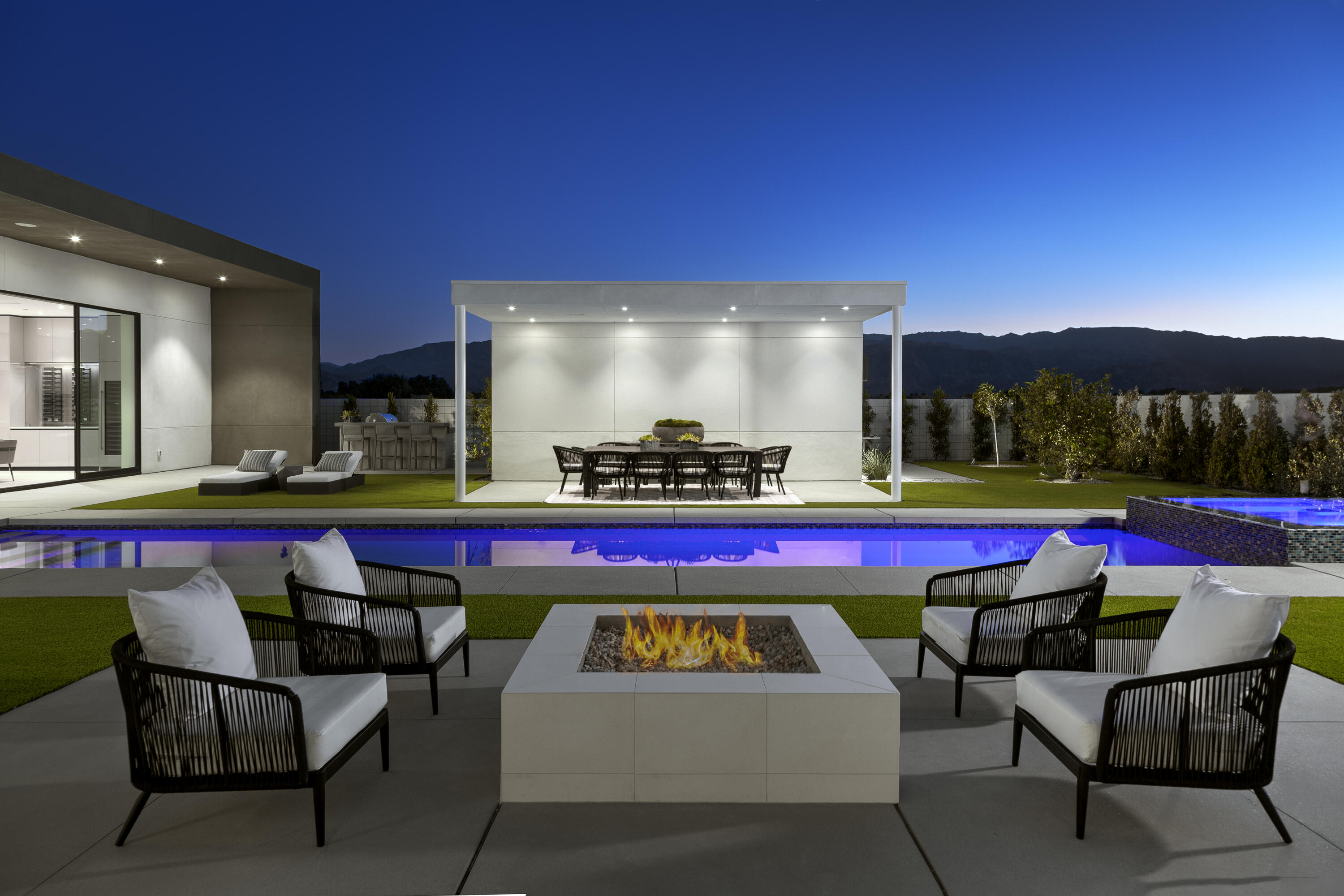 13 Via Linea Rancho Mirage Ca Rancho Mirage, CA 92270 - Photo 3 of 24 View