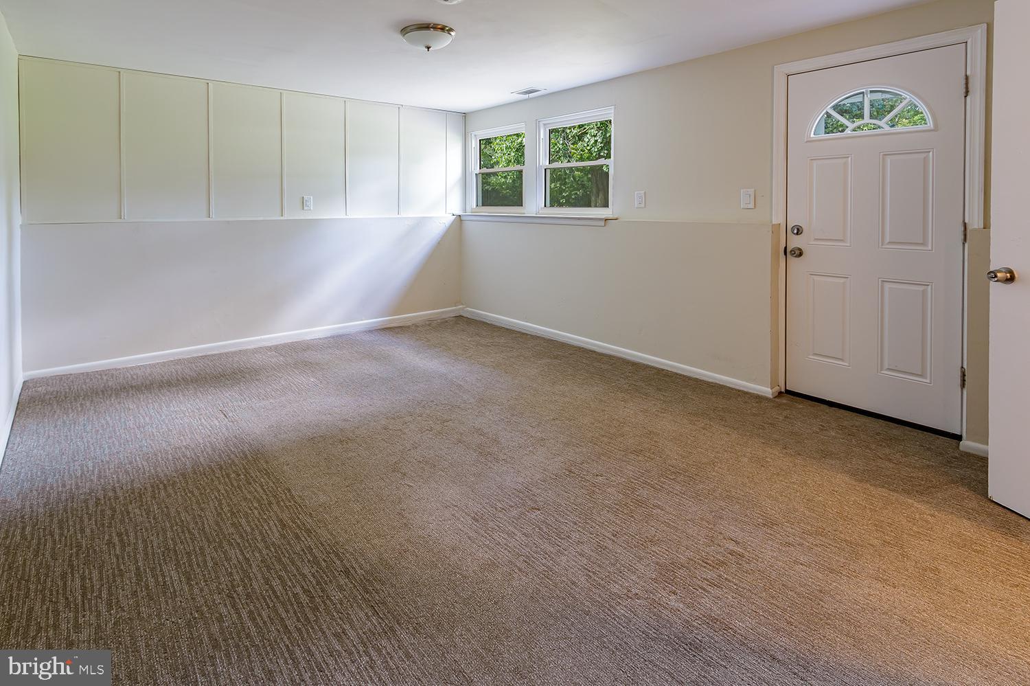 50 Hilton Road Mount Holly, NJ 08060 - Photo 8 of 21 Family Room