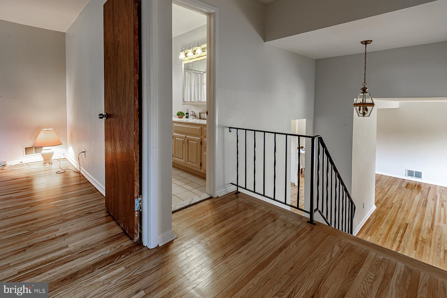 50 Hilton Road Mount Holly, NJ 08060 - Photo 10 of 21 Upstairs hallway