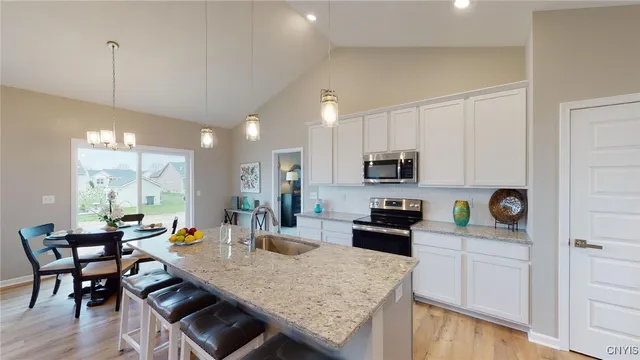 $440,900 | 9601 Kenzie Grace Path, Clay, NY 13029