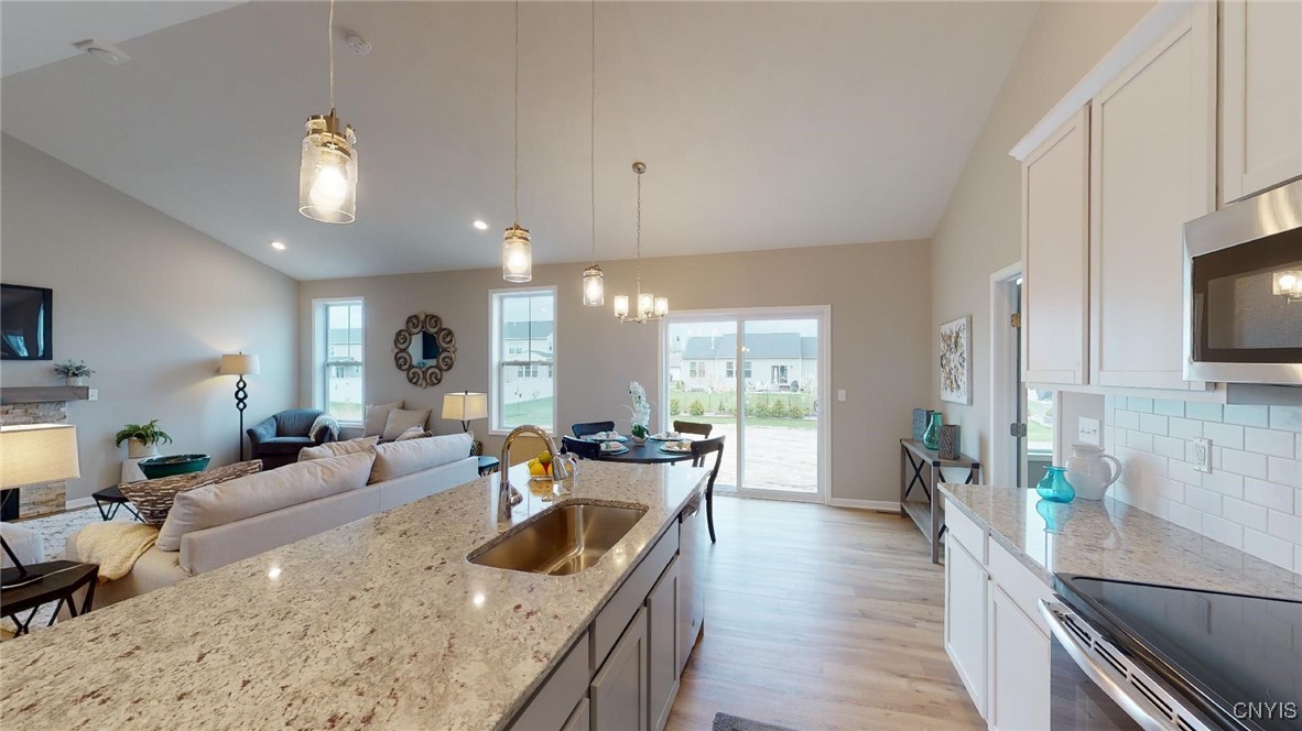 9601 Kenzie Grace Path Clay, NY 13029 - Photo 10 of 16