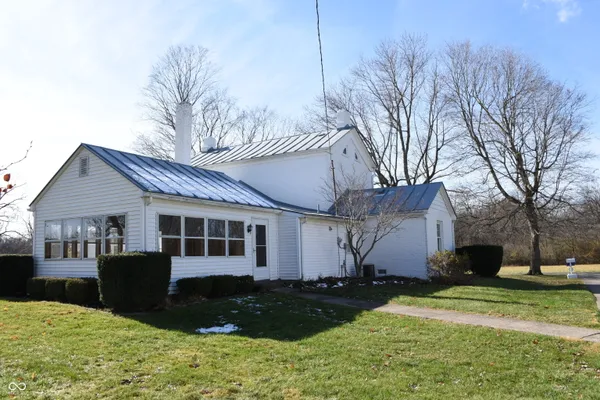 $650,000 | 9850 North Reynard Road, Albany, IN 47320