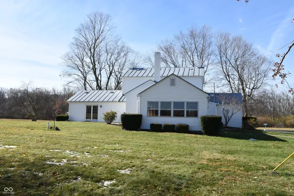 $650,000 | 9850 North Reynard Road, Albany, IN 47320