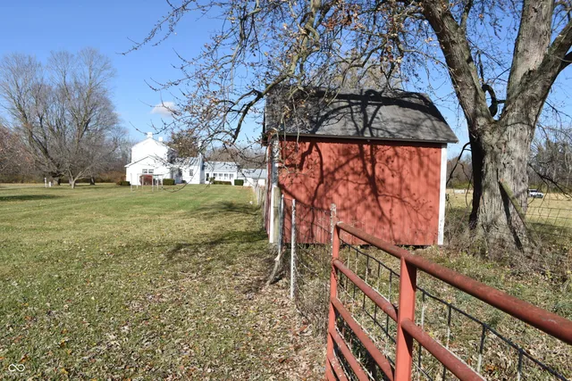 $650,000 | 9850 North Reynard Road, Albany, IN 47320