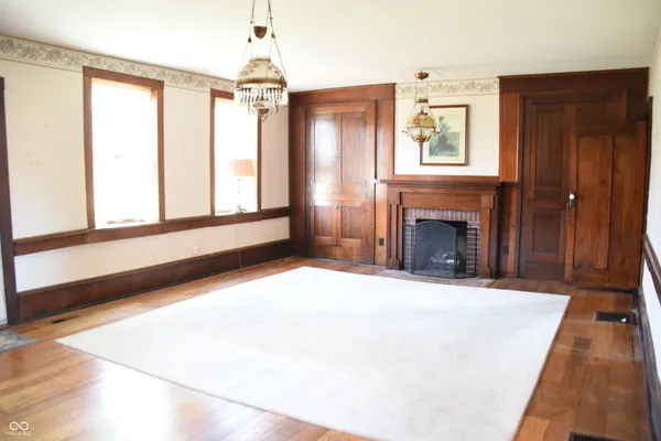 $650,000 | 9850 North Reynard Road, Albany, IN 47320