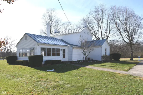 $650,000 | 9850 North Reynard Road, Albany, IN 47320