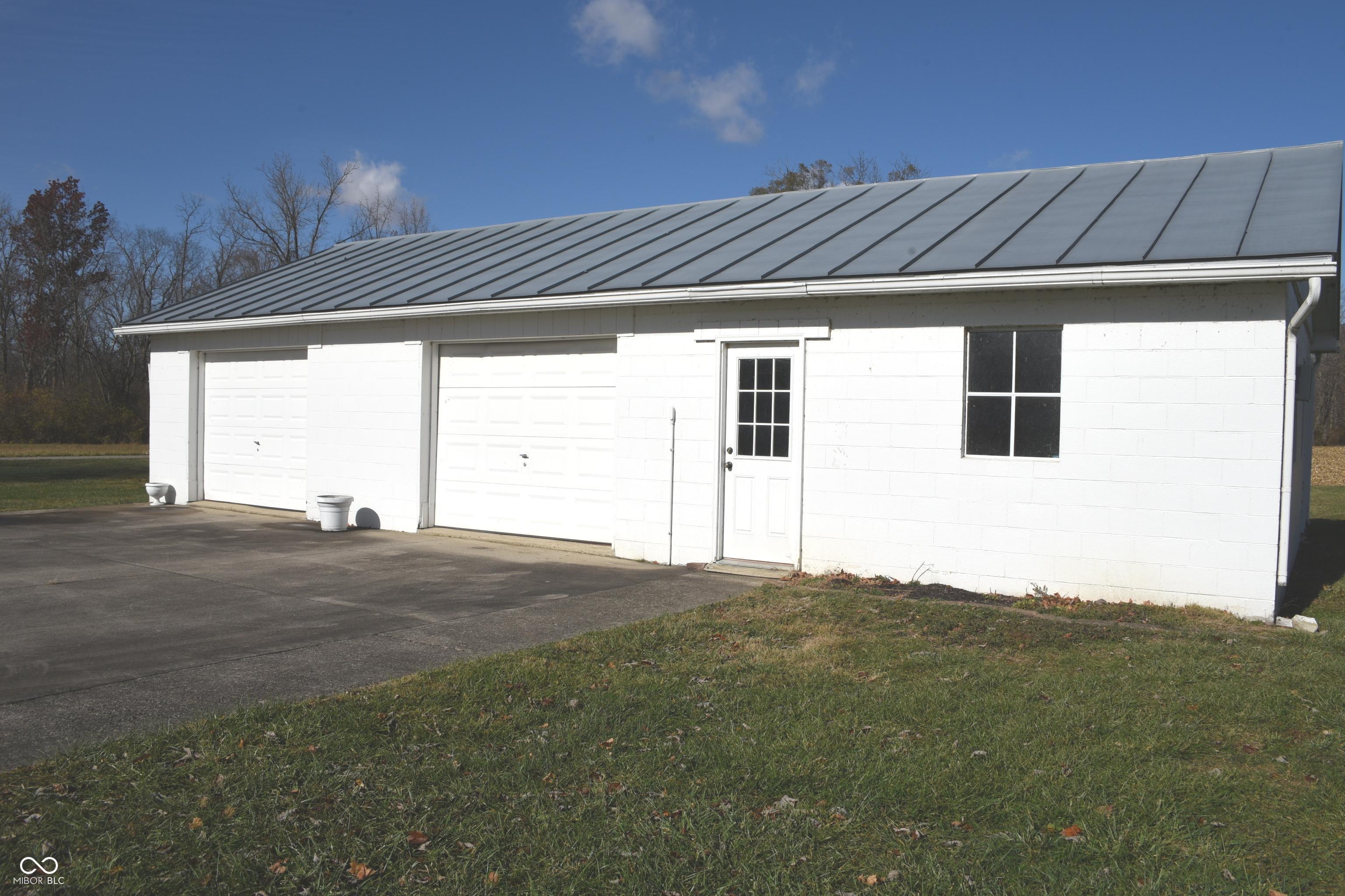 9850 North Reynard Road Albany, IN 47320 - Photo 10 of 39