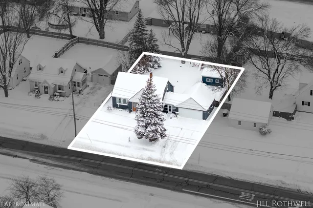 $340,000 | 3223 Allen Street, Hudsonville, MI 49426