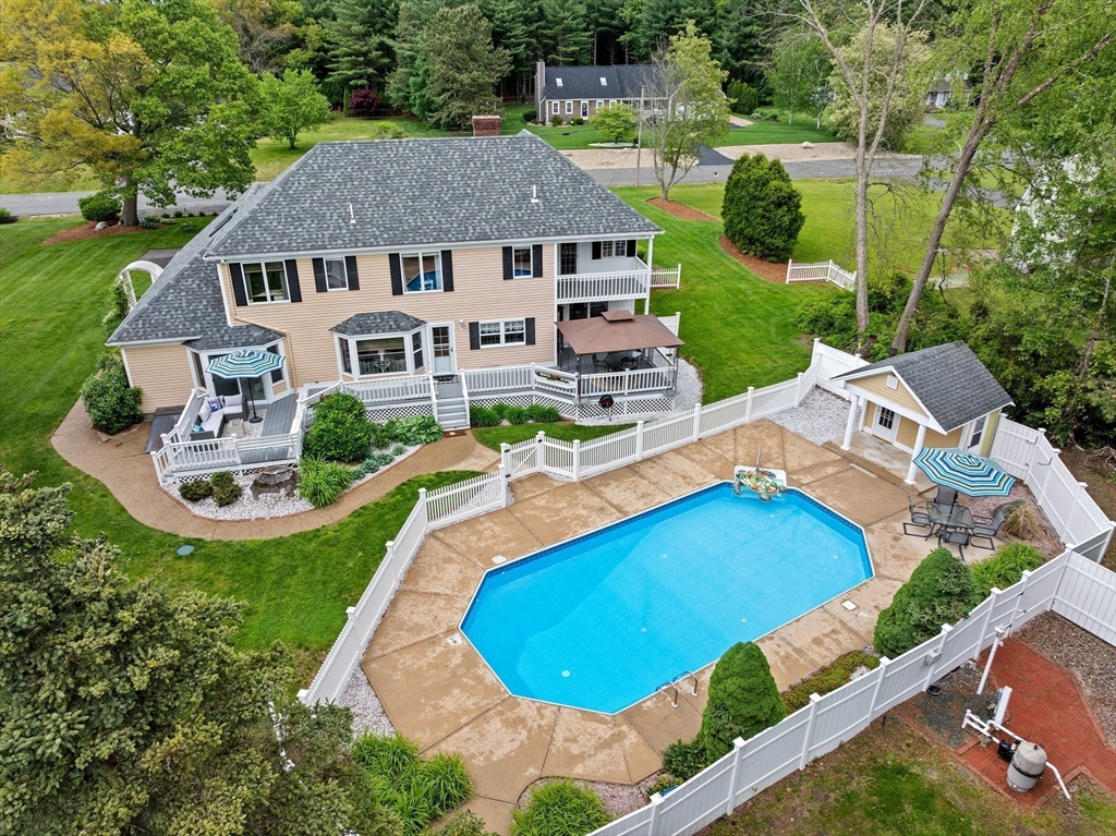 40 Thomas Road Berkley, MA 02779 - Photo 2 of 42 Gallery Image 2