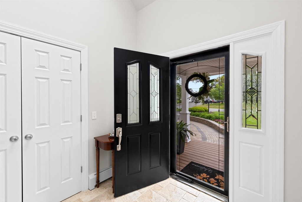 40 Thomas Road Berkley, MA 02779 - Photo 3 of 42 Gallery Image 3