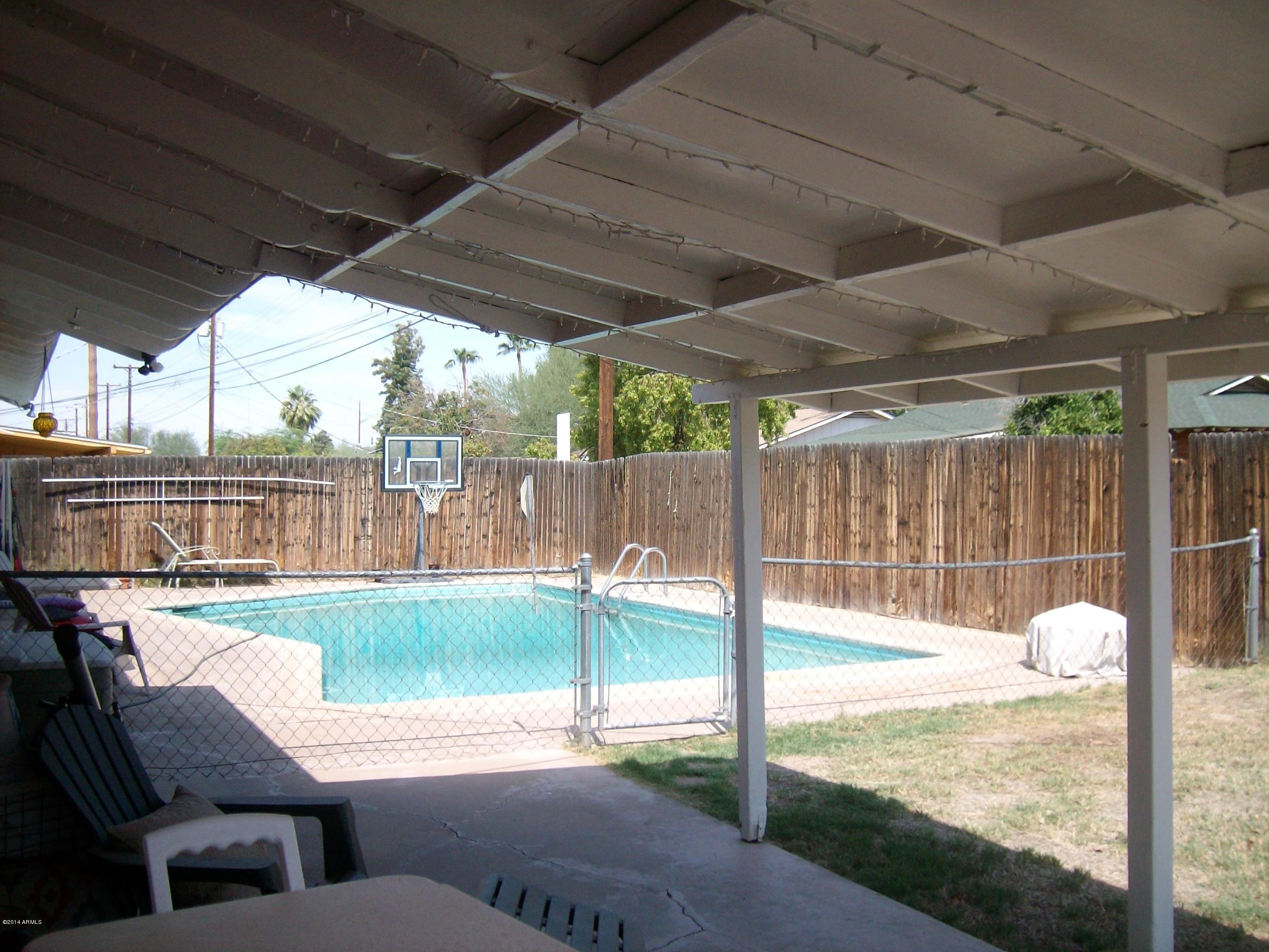 3830 West Bethany Home Road Phoenix, AZ 85019 - Photo 34 of 36 Diving Pool