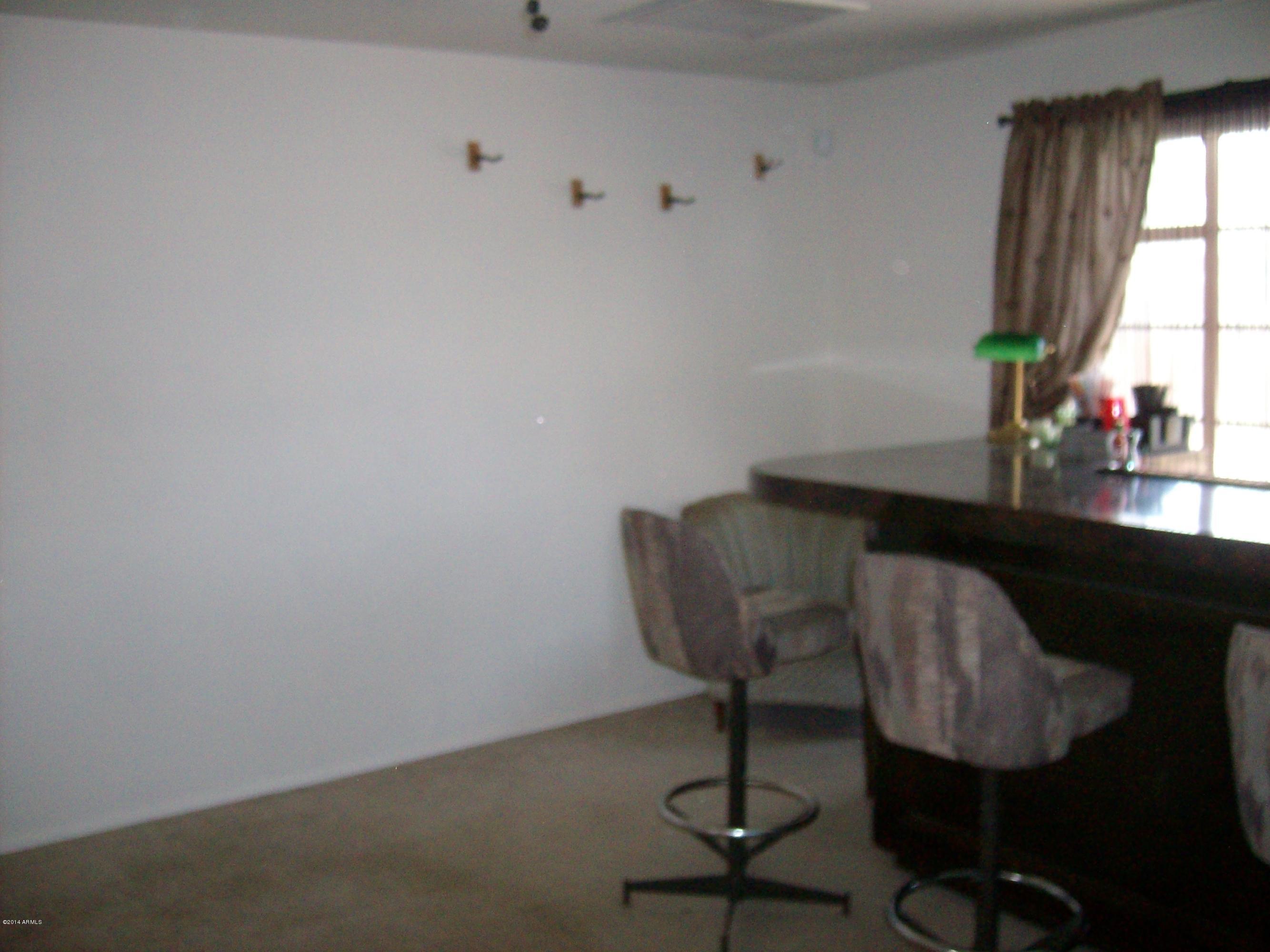 3830 West Bethany Home Road Phoenix, AZ 85019 - Photo 9 of 36 Family Room view 2