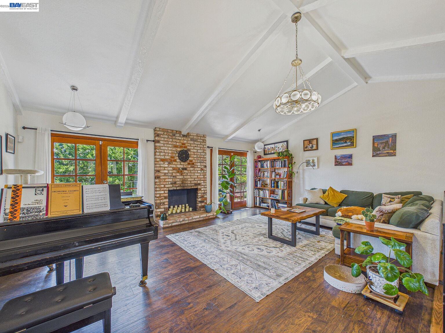 16 Valley View Court El Sobrante, CA 94803 - Photo 12 of 60