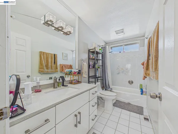 $749,000 | 16 Valley View Court, El Sobrante, CA 94803