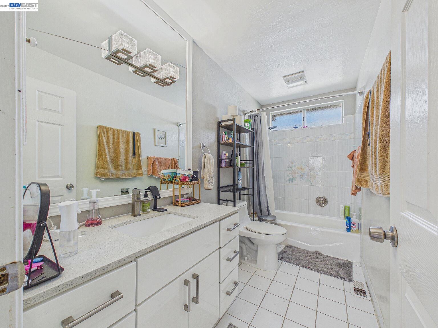 16 Valley View Court El Sobrante, CA 94803 - Photo 26 of 60