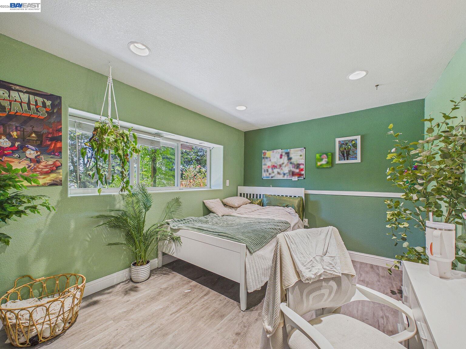 16 Valley View Court El Sobrante, CA 94803 - Photo 37 of 60