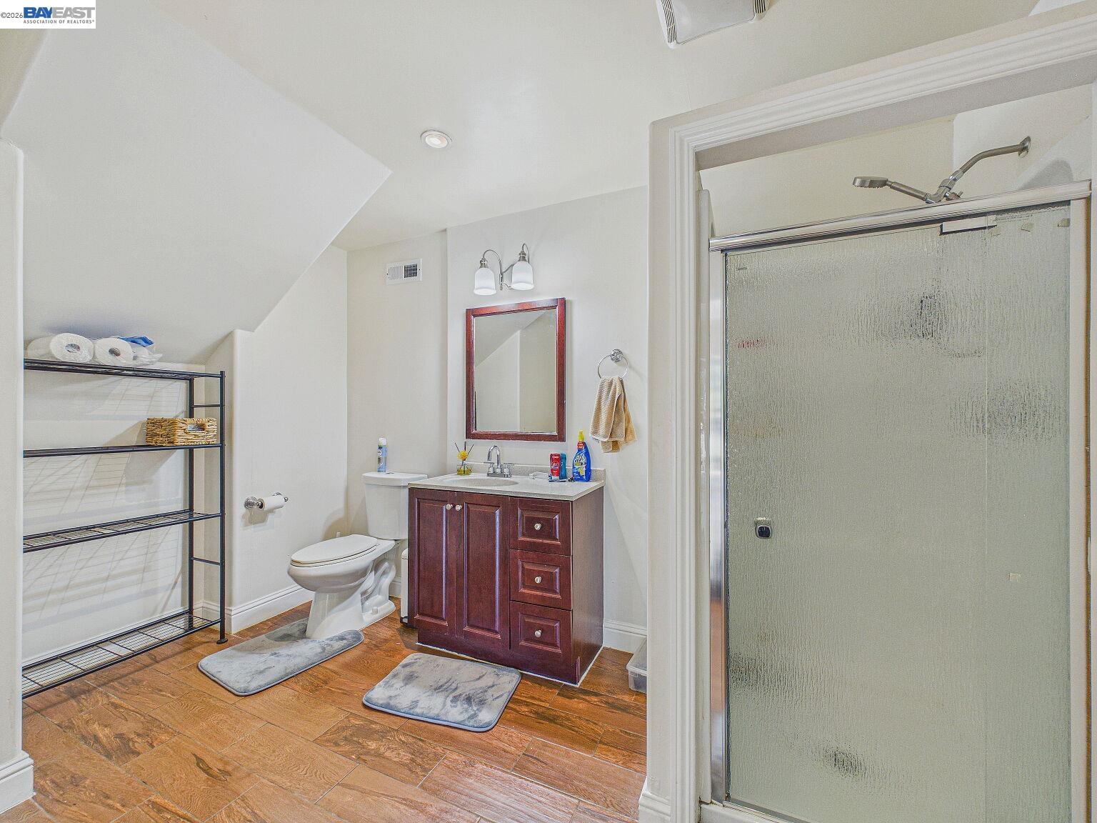 16 Valley View Court El Sobrante, CA 94803 - Photo 38 of 60