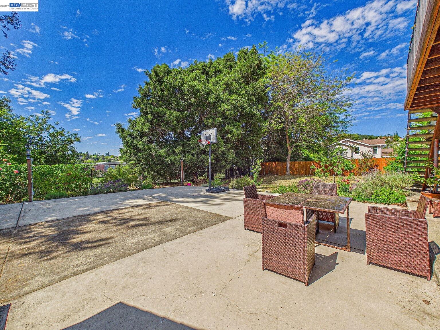 16 Valley View Court El Sobrante, CA 94803 - Photo 40 of 60