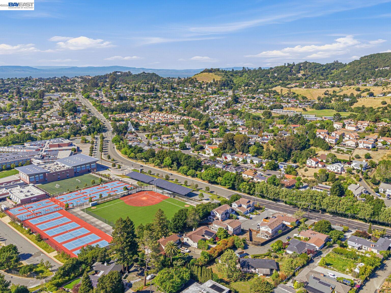 16 Valley View Court El Sobrante, CA 94803 - Photo 6 of 60