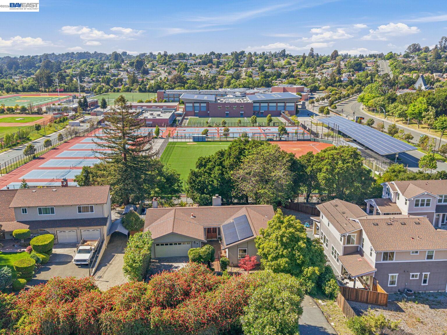 16 Valley View Court El Sobrante, CA 94803 - Photo 7 of 60
