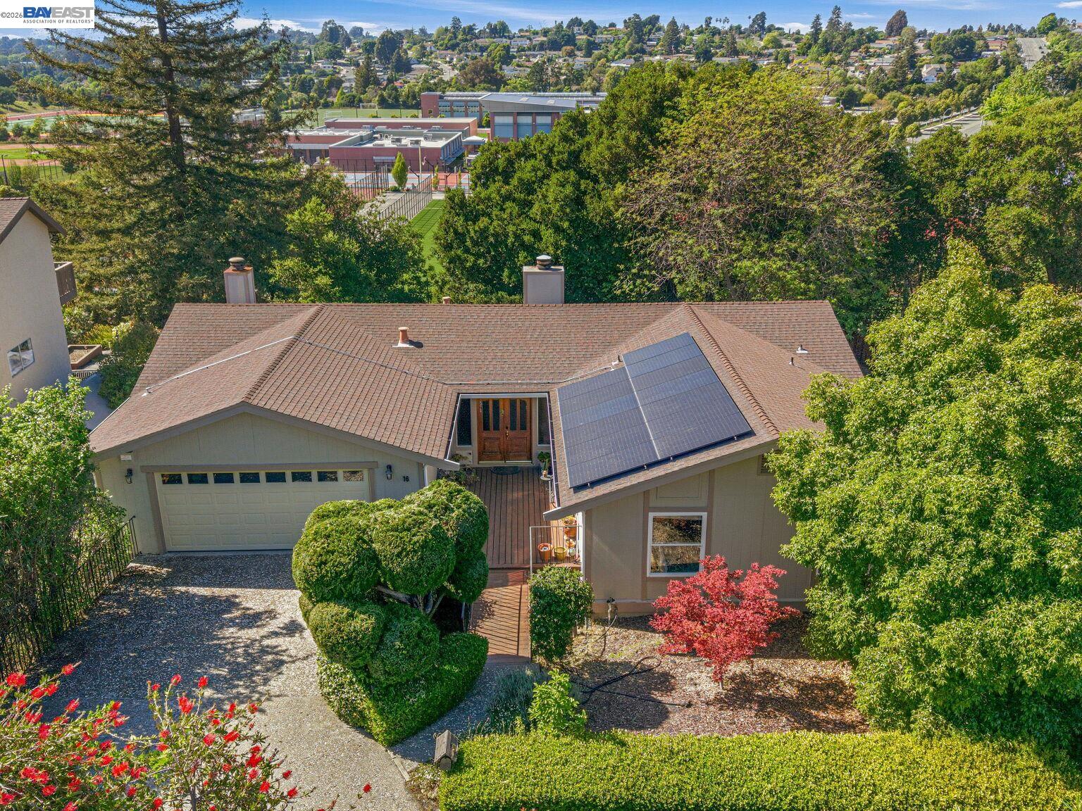 16 Valley View Court El Sobrante, CA 94803 - Photo 9 of 60