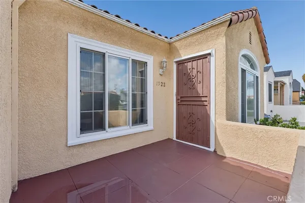 $840,000 | 1922 West 84th Street, Los Angeles, CA 90047