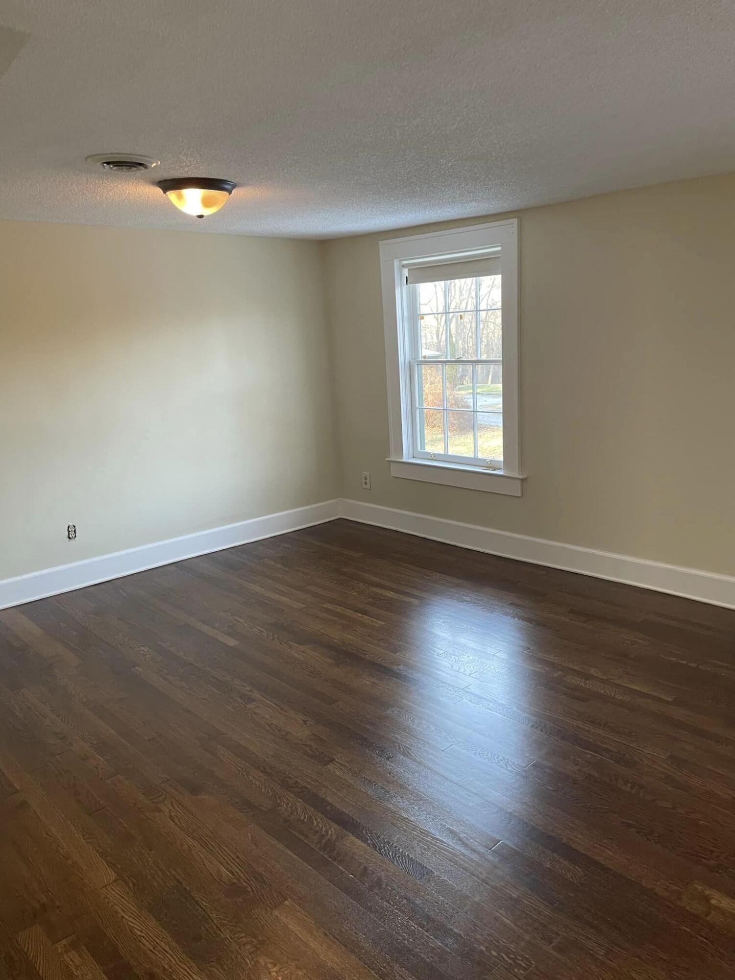 804 Cherokee Road, Unit 3 Johnson City, TN 37604 - Photo 7 of 9 347814400_914721469627276_13253501273193