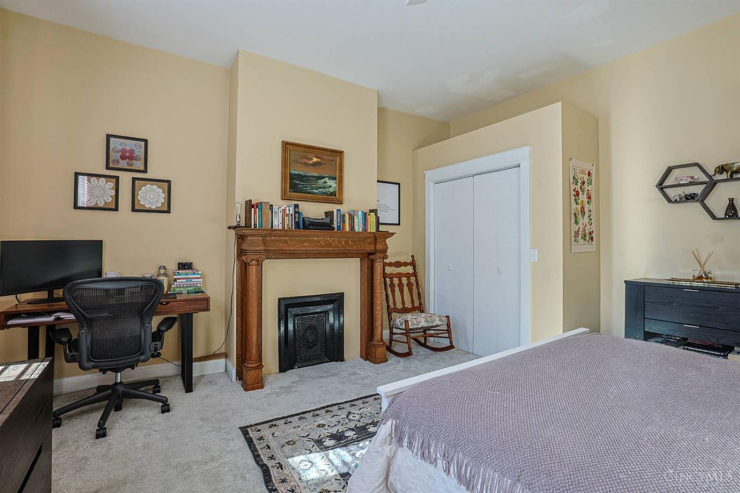 982 Hatch Street Cincinnati, OH 45202 - Photo 17 of 49