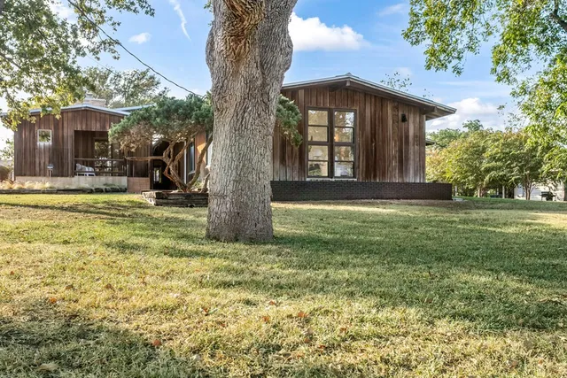 $999,450 | 804 Henrietta Street, Fredericksburg, TX 78624