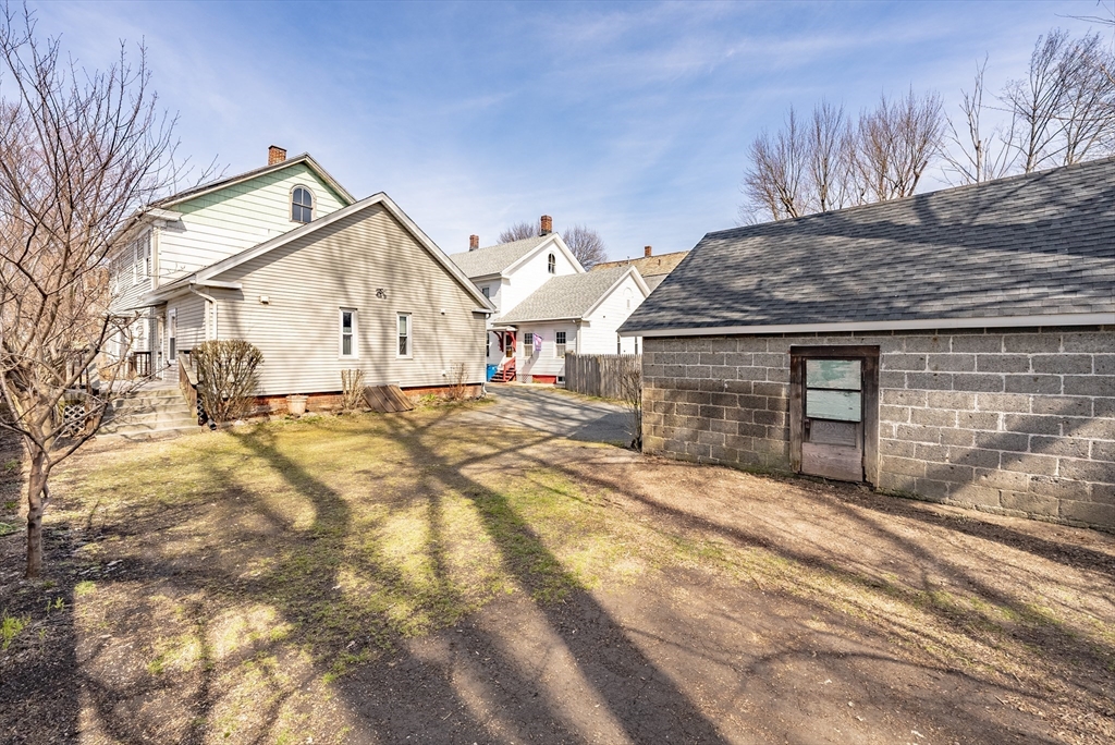 27-29 Day Street West Springfield, MA 01089 - Photo 6 of 41 Gallery Image 6