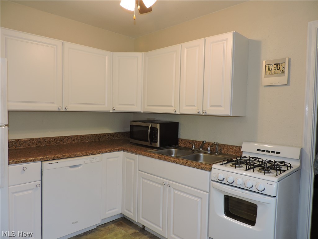 7272 Avon Belden Road North Ridgeville, OH 44039 - Photo 2 of 15