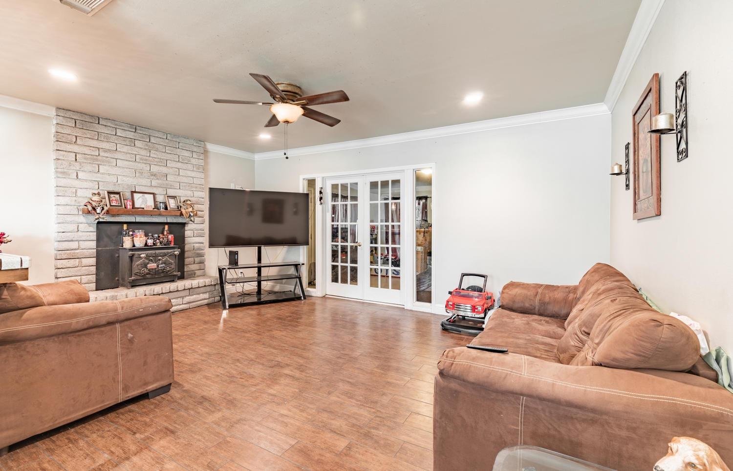 18809 Farallon Road Madera, CA 93638 - Photo 12 of 32 Gallery Image 12