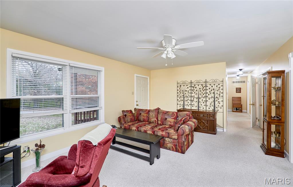 891 Ranch Lane Villa Ridge, MO 63089 - Photo 11 of 51