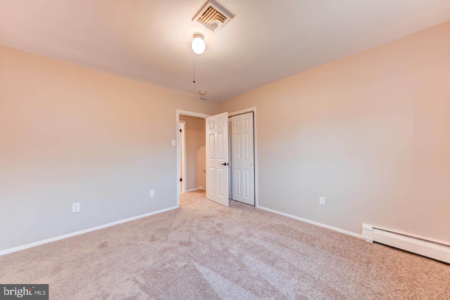 19 Lower Hilltop Road Yardley, PA 19067 - Photo 10 of 25 Gallery Image 10