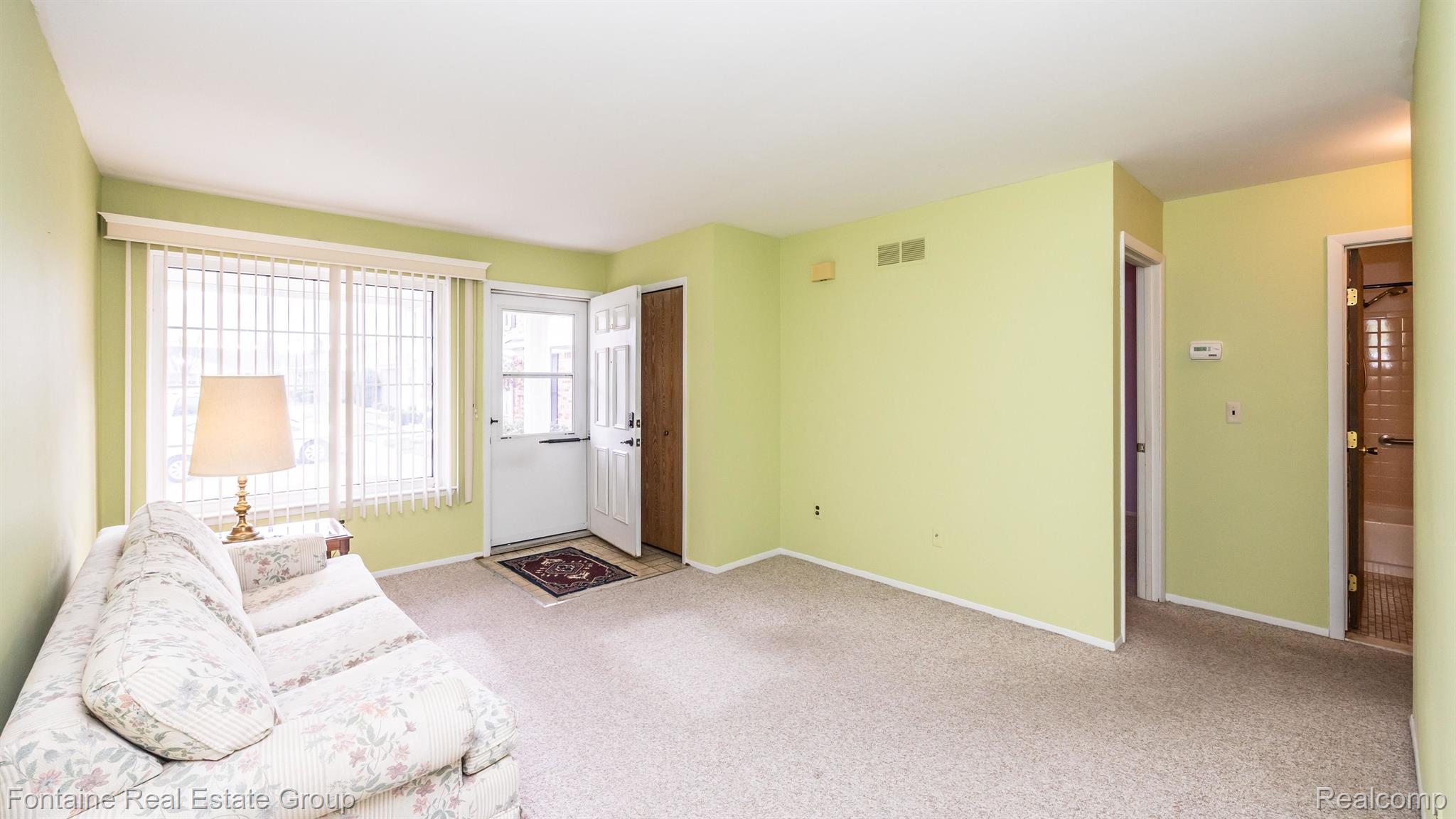 18320 Raleigh Square Drive Southgate, MI 48195 - Photo 8 of 18 Gallery Image 8