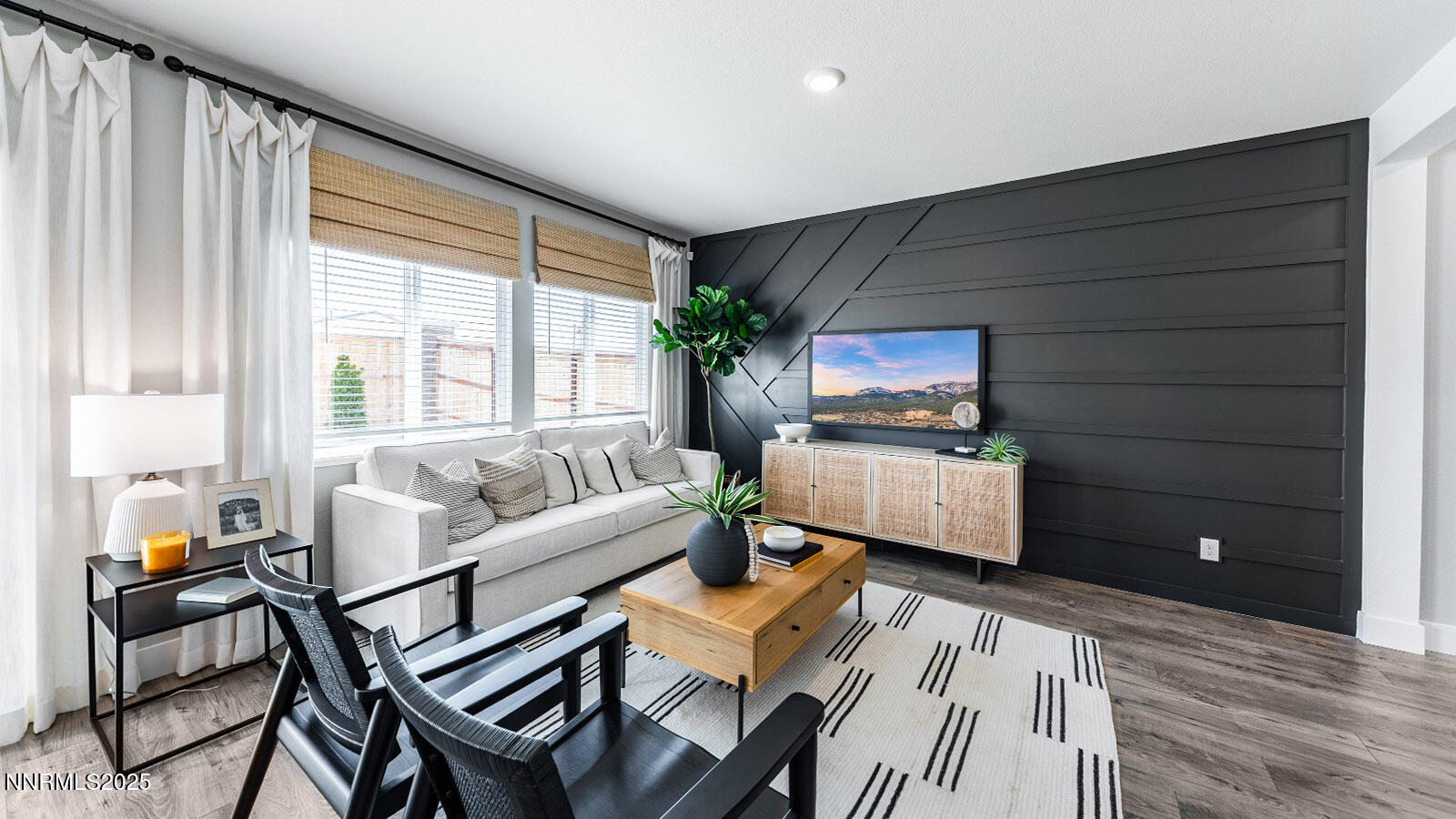 7552 Editor Drive Reno, NV 89506 - Photo 5 of 13 a living room with furniture and a window