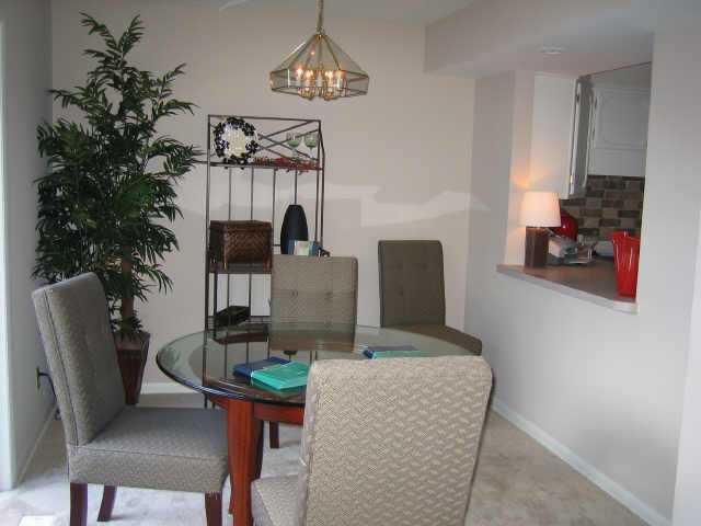 3600 East Reed Road, Unit 25 Columbus, OH 43220 - Photo 3 of 5 Gallery Image 3