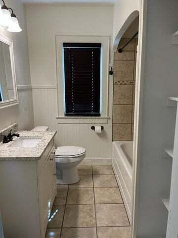 752 South Yearling Road Columbus, OH 43213 - Photo 14 of 19 FULL BATH