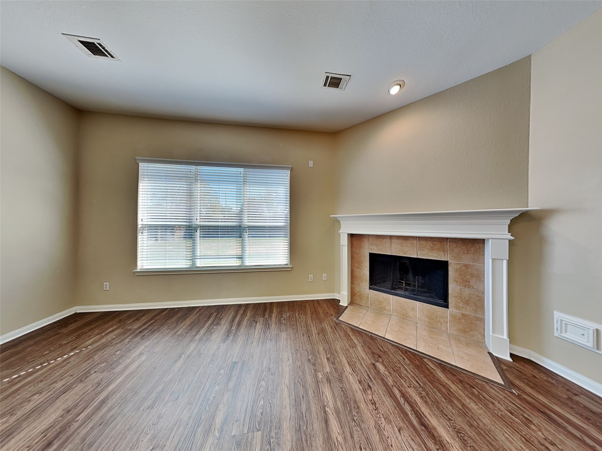 2526 Deer Forest Drive Spring, TX 77373 - Photo 6 of 22