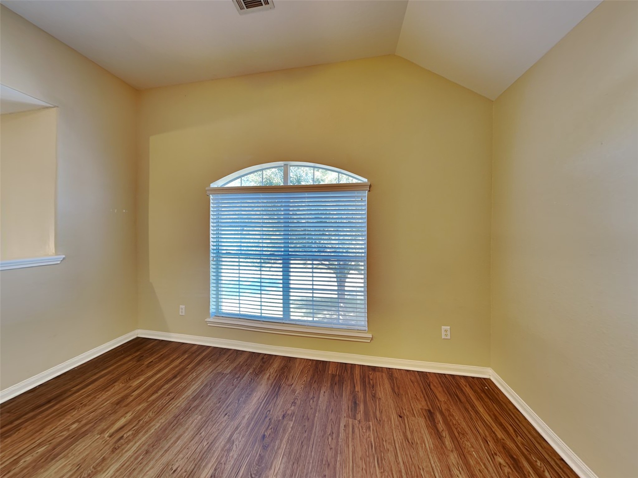 2526 Deer Forest Drive Spring, TX 77373 - Photo 8 of 22