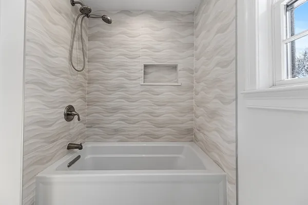 $1,549,900 | 41 Lantern Lane, Braintree, MA 02184