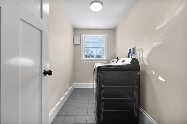 $1,549,900 | 41 Lantern Lane, Braintree, MA 02184