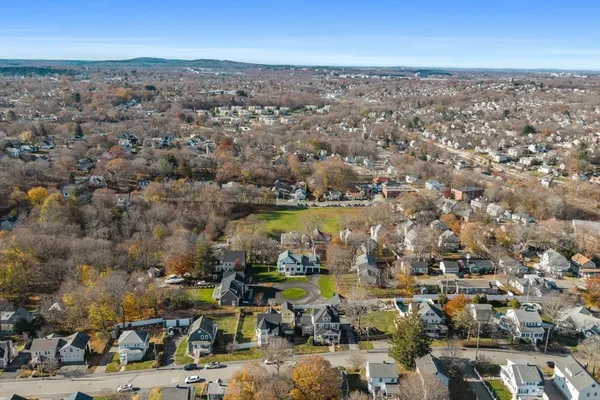 $1,549,900 | 41 Lantern Lane, Braintree, MA 02184
