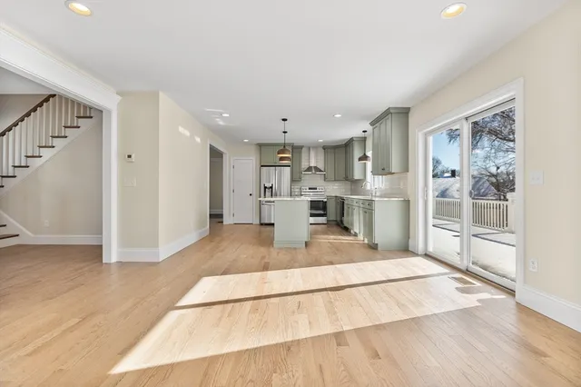 $1,549,900 | 41 Lantern Lane, Braintree, MA 02184