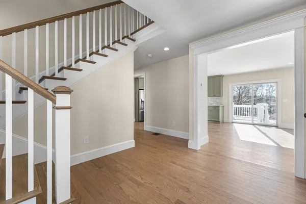 $1,549,900 | 41 Lantern Lane, Braintree, MA 02184