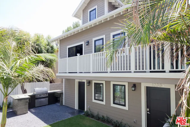 $4,800 | 1238 West 30th Street, Unit 1238 1, Los Angeles, CA 90007