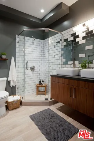 $4,800 | 1238 West 30th Street, Unit 1238 1, Los Angeles, CA 90007